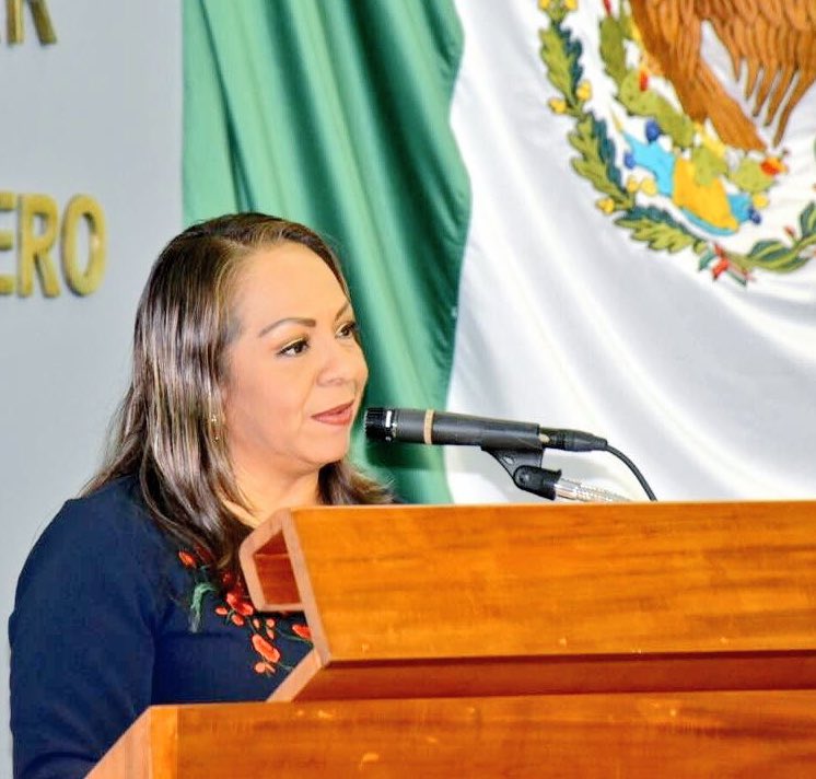 NoraFalcon06's tweet photo. Mujer de Resultados y lucha. Sin duda su trabajo se ve reflejado en la labor incansable que lleva a cabo día con día. Muchas Felicidades estimada amiga Diputada @Yolanda__Rueda es un gusto contar con su amistad personal. https://t.co/7h2YUmMjwv