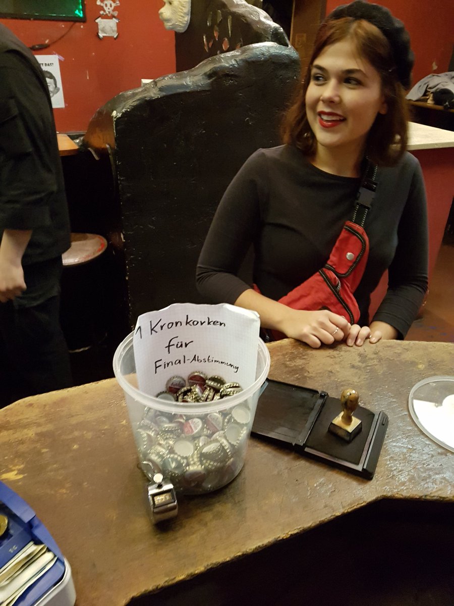 Backstage beim #kroneslam 😍 mit @TabeaFabienne und einer Offenen Liste Slamerin #poetryslam