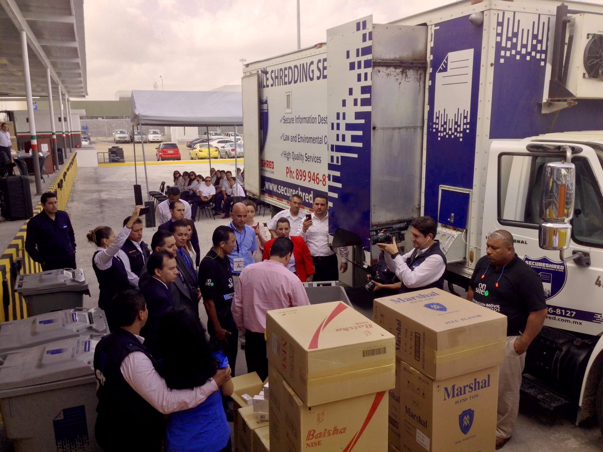 MIReciclados's tweet photo. Comprometidos con nuestra ciudad y con nuestro país, participamos en la destrucción de millones de cigarros ilegales confiscados a través de operativos del SAT.
En MIR apoyamos el Combate a Prácticas Ilegales. 
#MIReciclados #ReynosaFollow #CiudadVictoria #Tamaulipas https://t.co/Ksd3MqhqAd