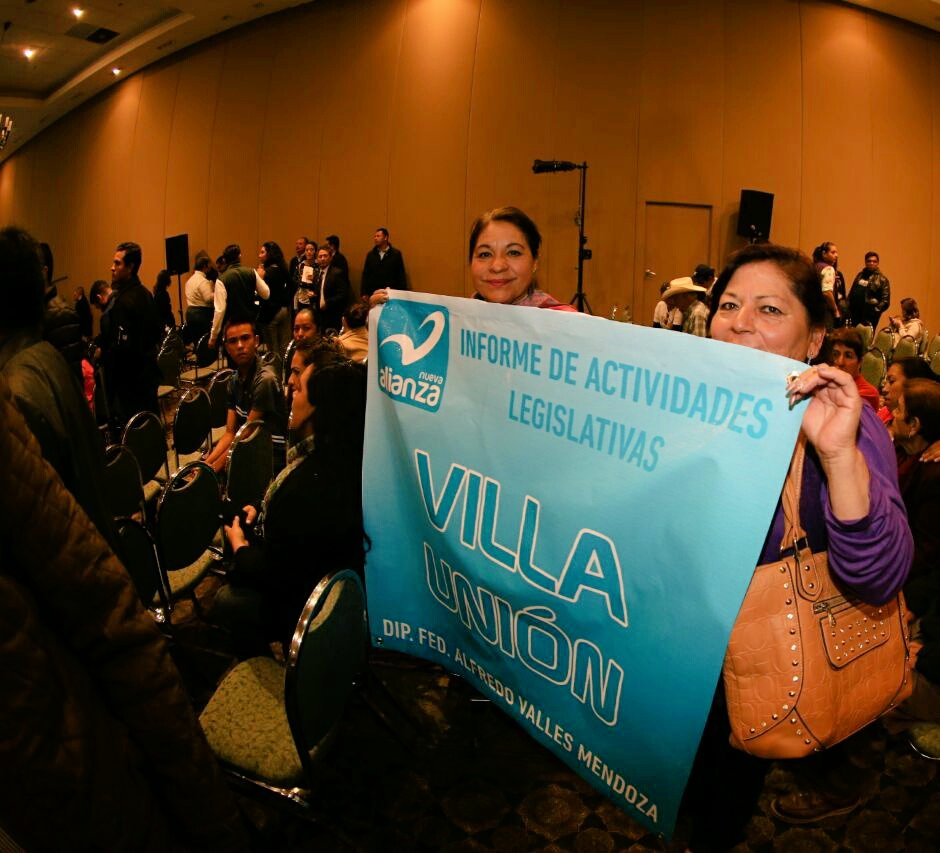 fuerza_turquesa's tweet photo. Estamos aquí para devolver la confianza ciudadana a través del trabajo y el compromiso turquesa con las causas sociales; esa es nuestra mayor motivación: @alfredvalles  #AlianzaConResultados #VamosJuntos #RumboAl2018 https://t.co/OEx6hwNgEY