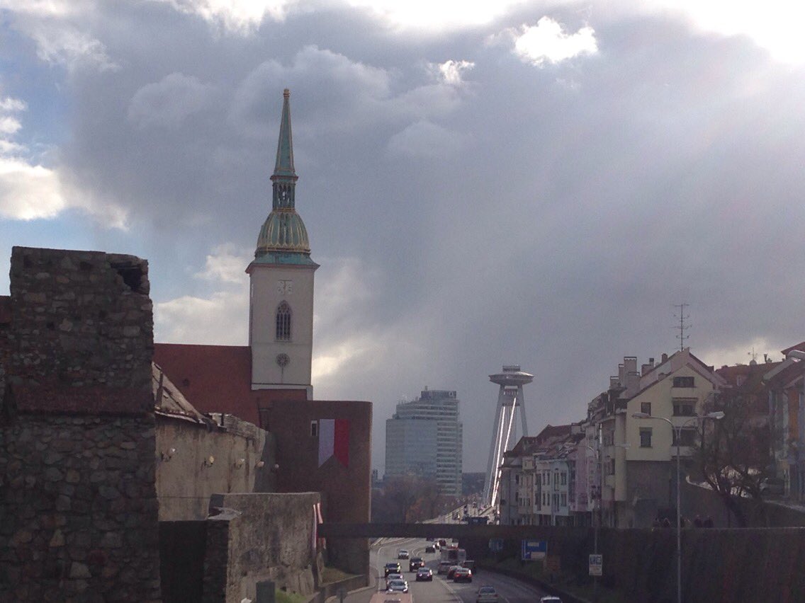 WanderPlusLust's tweet photo. A winter break in #Bratislava - our new post is out, check it out for tips on how to spend a few days in the capital of #Slovakia! #WanderPlusLust #travel #Europe #CityBreaks https://t.co/7tgUcj2e47 https://t.co/dLZnUnkC7E
