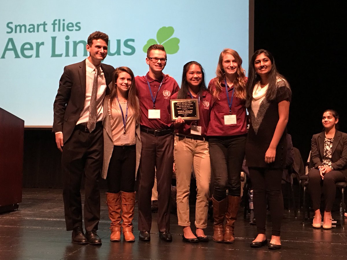 Congrats to the WHS @whsMUN1718 on their Best Delegation award for World Health Organizations at the World Affairs Council of CT Model United Nations! #WHSnow