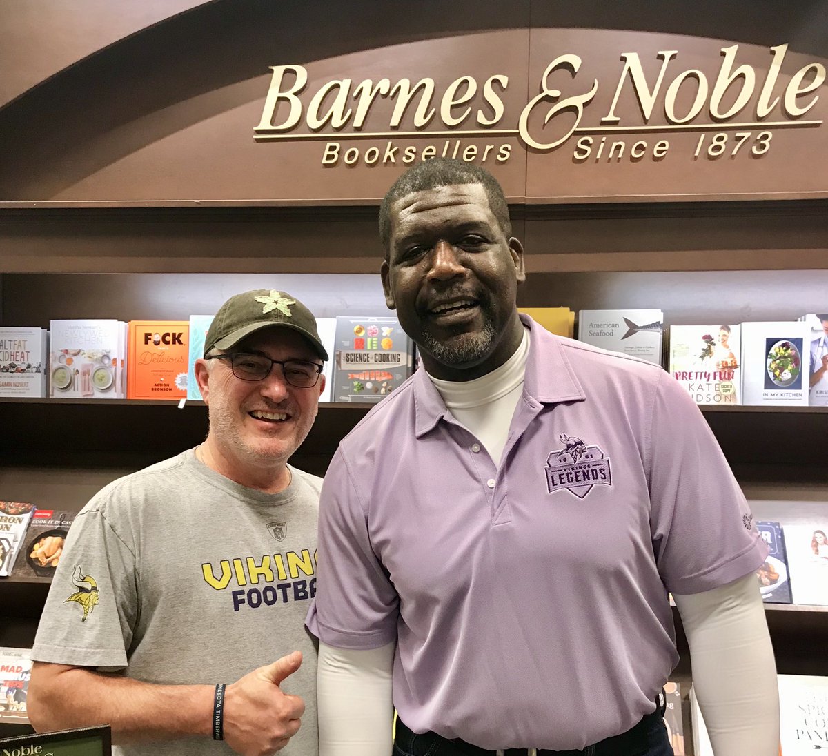 GassyGrapher's tweet photo. Finally got my @cravetheauto #CravePoints 30-pt Reward mini-helmet signed...saved it for a HOFer ๐ #RandallMcDaniel #SKOL https://t.co/E3lQtLh0EE