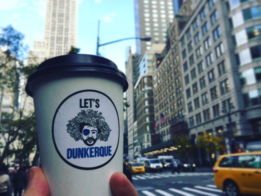 letsdunkerque's tweet image. Let's Dunkerque il est parti voir les Américains !
C'est bien grand et beau mais y'a pas de bande ☹️ 🇺🇸 😎 #dunkirk #carnavaldedunkerque #NY