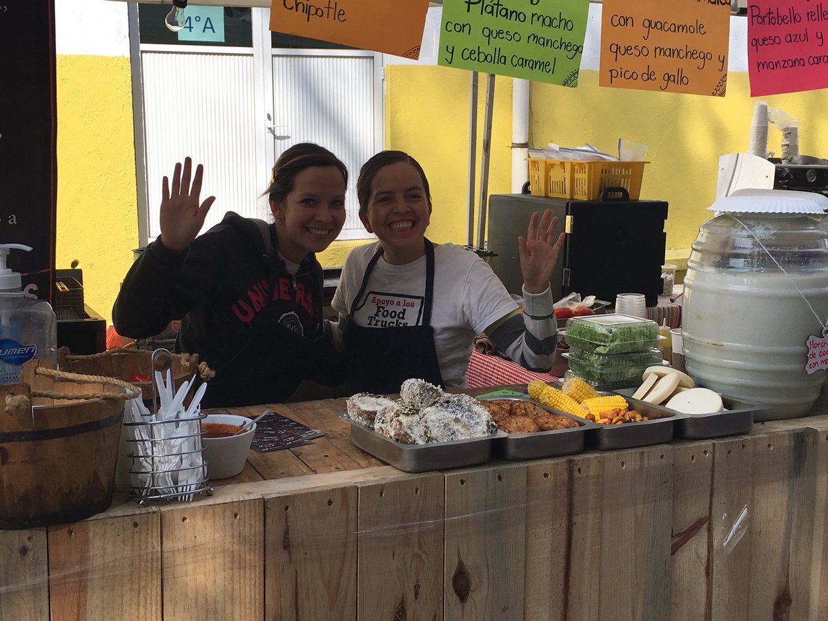 Meatlessbus's tweet image. Los esperamos hoy y mañana en San Ángel, en el colegio Jesús de Urquiaga.