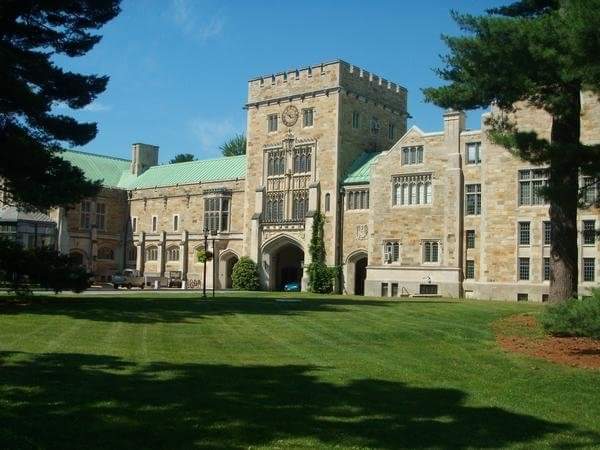 Vassar college, my photography skills https://t.co/McnOI9vTr7<a href="/tag/newprofilepic"class="tags"><span>#newprofilepic</span></a>