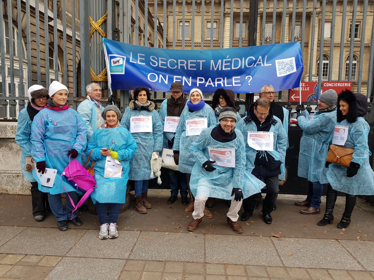 AnnSo15038459's tweet photo. Le big data plane au dessus de votre dossier médical. Les professionnels de #santé vous alertent avant qu'il ne soit trop tard #capsante 🆘️ https://t.co/UWU6WICAYu