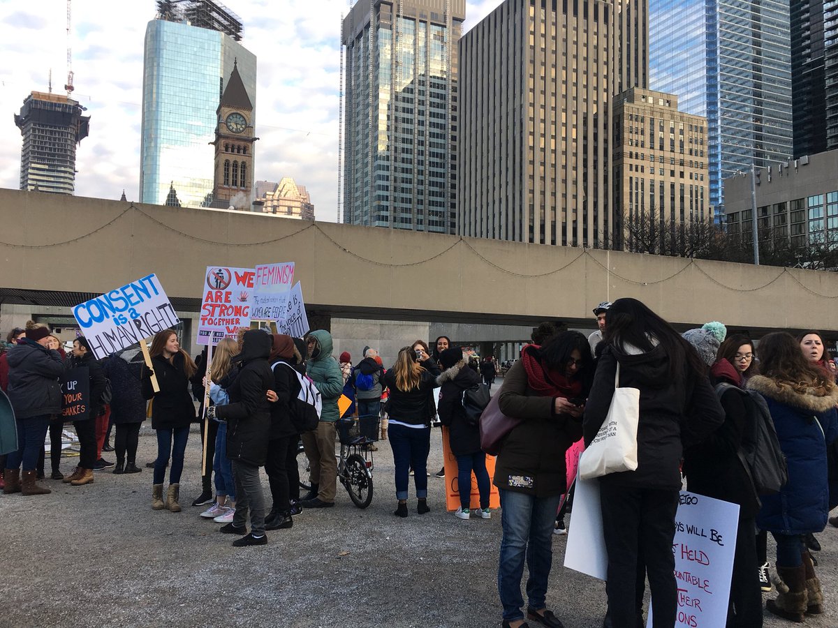 AlyssaCTLash's tweet photo. Thank you for tuning into the live tweet feed of the #metoomarchto. Keep fighting and keep spreading your stories #MeToo https://t.co/1myQ3DPLcM