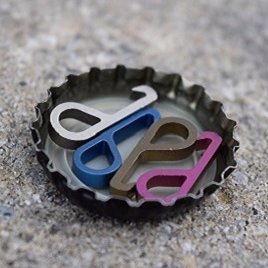 GearInfusion's tweet photo. 4x Pry.Me Bottle Openers in one cap? This is no joke, these things are seriously tiny! Go ahead clean up your keys and bottle opening game. #GetYourselfaPry.Me #Pry.Me #GearInfusion #kickstarter #everydaycarry #beertools #gadgets #gear #edcgear #geardump #everyday_carry https://t.co/bKUjOwCdWY