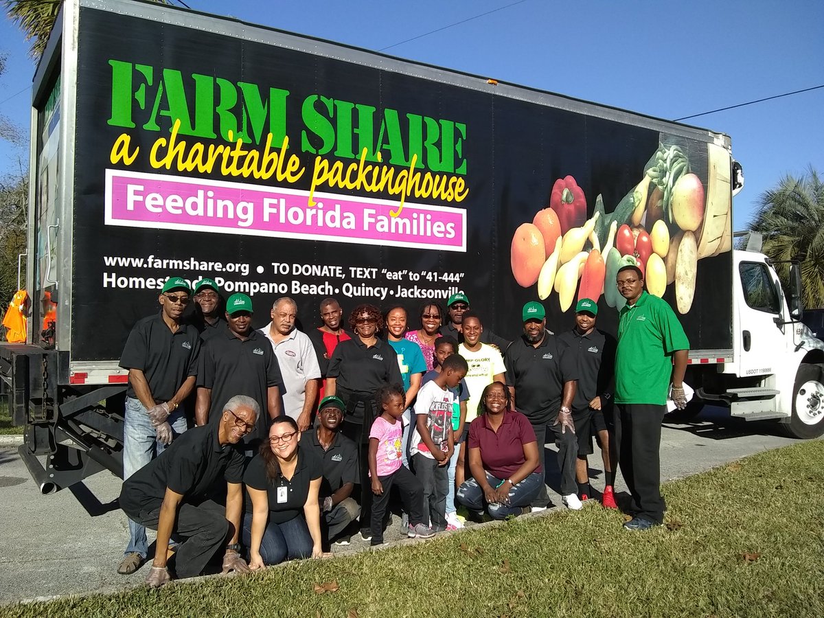 maddadsjx's tweet photo. A GREAT DAY AT EUREKA GARDENS FARMSHARE DAY https://t.co/TYLDiPyM2U