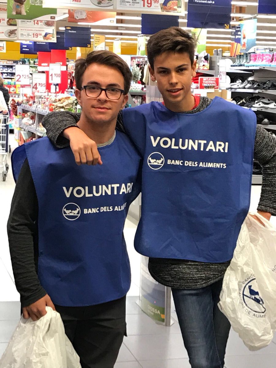 EscolapiesFIG's tweet photo. Des de l’escola, volem agraïr als 27000 voluntaris del @GranRecapte la seva tasca aquests dos dies. Donem les gràcies, especialment, als alumnes, mestres i professors que hi han col•laborat! Bona feina! #esoESC #FemCamí #ProjecteSinergia #enMoviment @EscolaCristiana https://t.co/lycChsHoo4
