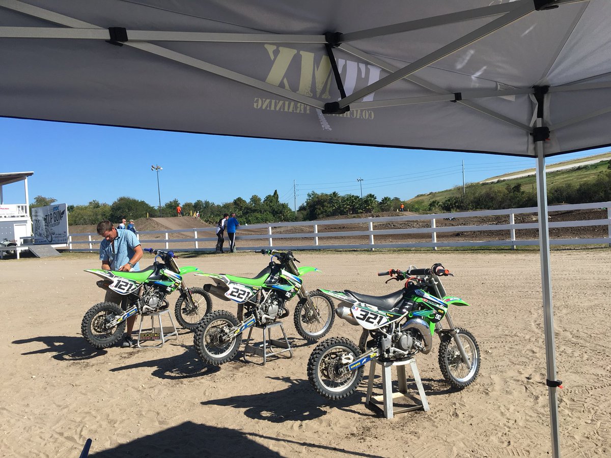 ITMXtraining's tweet photo. Fun day out at @tampamxtrack grilled some hot dogs and conquered a triple 😎#itmxtraining #motocross #floridamotocross https://t.co/t22w829Gpd