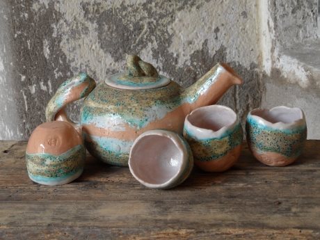 ItalyMagazine's tweet photo. If you're like us, you are probably conjuring up steaming cups of coffee or tea to help pass these long, dark winter days. Check out our #ItalyShop for handcrafted cups &amp; mugs made by artisans all over the boot! https://t.co/m5QF1zKaBY https://t.co/ikjTlIkhch