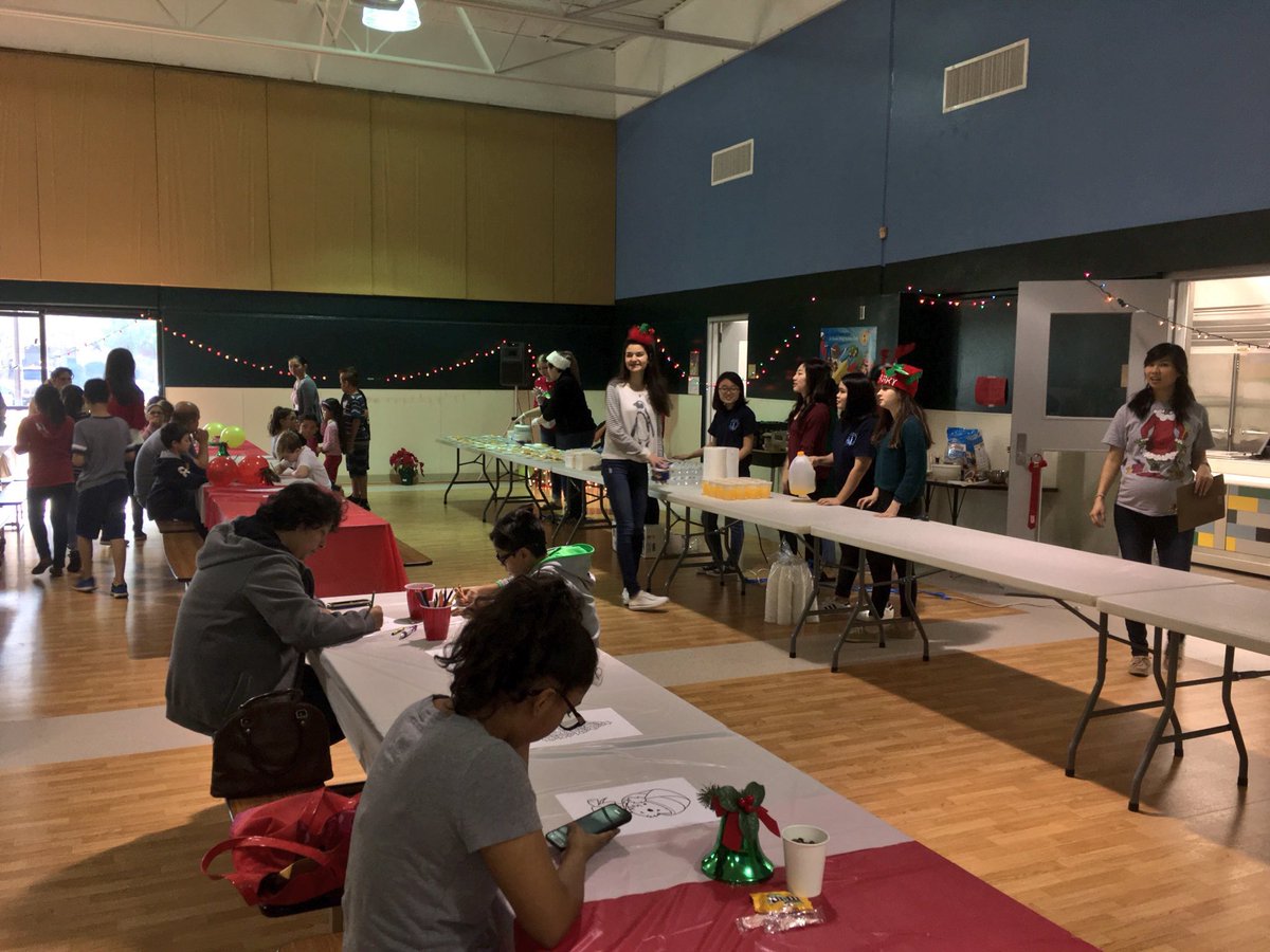 bcecougars's tweet photo. Thank you 4 Pancakes with Santa @THS_Mustangs! It’s been a joyous event and morning for so many @bcecougars families! #BeTheLegacy @JETNHS https://t.co/lFjOxuns3B