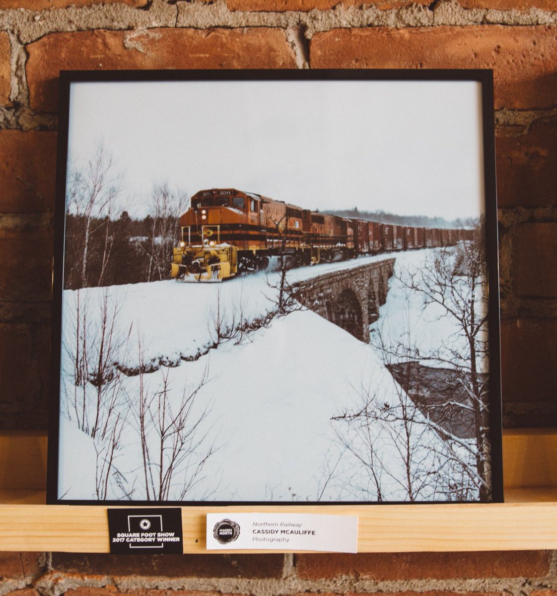 cassidyjeanmc's tweet photo. Was able to take a little break from my @Science_Comm research to check out the awesome @DTSudburyArtCwl ! Stopped by @SaluteCoffeeLtd on Elm to see the squarefoot show. Excited that my photo won the photography category!! #sudbury #downtownsudburyartcrawl #makersnorth https://t.co/xtWGmaVyCo