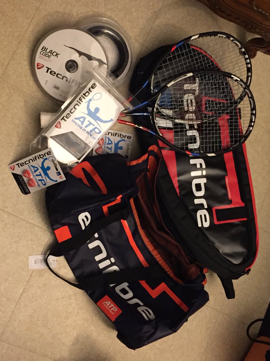 maxtabat's tweet photo. Christmas is coming early this year! Thanks a lot @tecnifibre and @MatthieuPogamTF for your trust in me! Let’s make 2018 memorable! 🎾🔥✈️💥🤛🏽#tfight305 #fightsmart https://t.co/6lEV3Ab7Dj