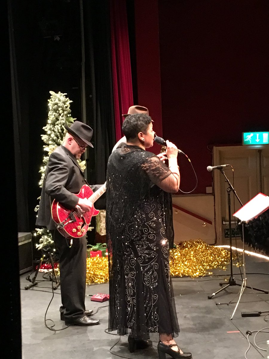 A wonderful Silent Night from <a href="/titus_julia/">Ma Bessie Productions</a> <a href="/1matthewfoster/">Matthew Foster</a> &amp; Chuck Lloyd