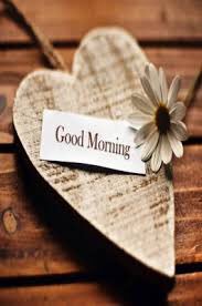 صبح علي .. دام لـ/ صباحكك معناا  
وان كنت نفسي .. .. ناااوي تبسطها  
اختر ( صبااح الخير/ الحب / اشتقنا )  اععرف تراا ( خير الاموور اوسطها )