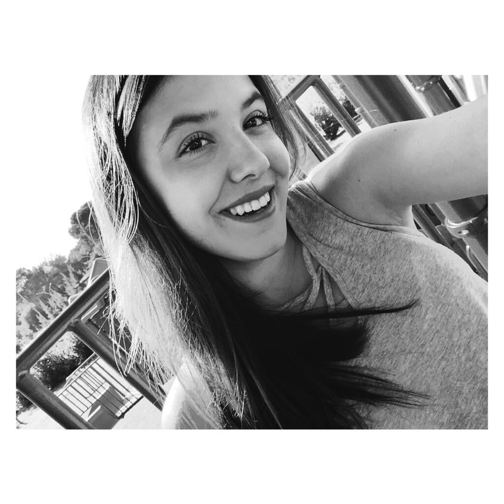 Simge (@delidolusimge) on Twitter photo 