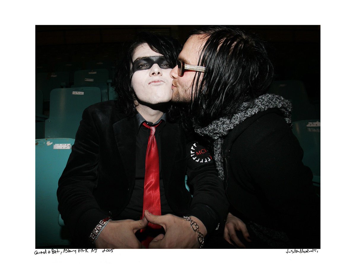 Gerard Way Poland On Twitter Gerard Way And Bert Mccracken 2005 Gerardway Bertmccracken Mychemicalromance Mcr Theused Photo By Justin Borucki Https T Co Uieemtunxt