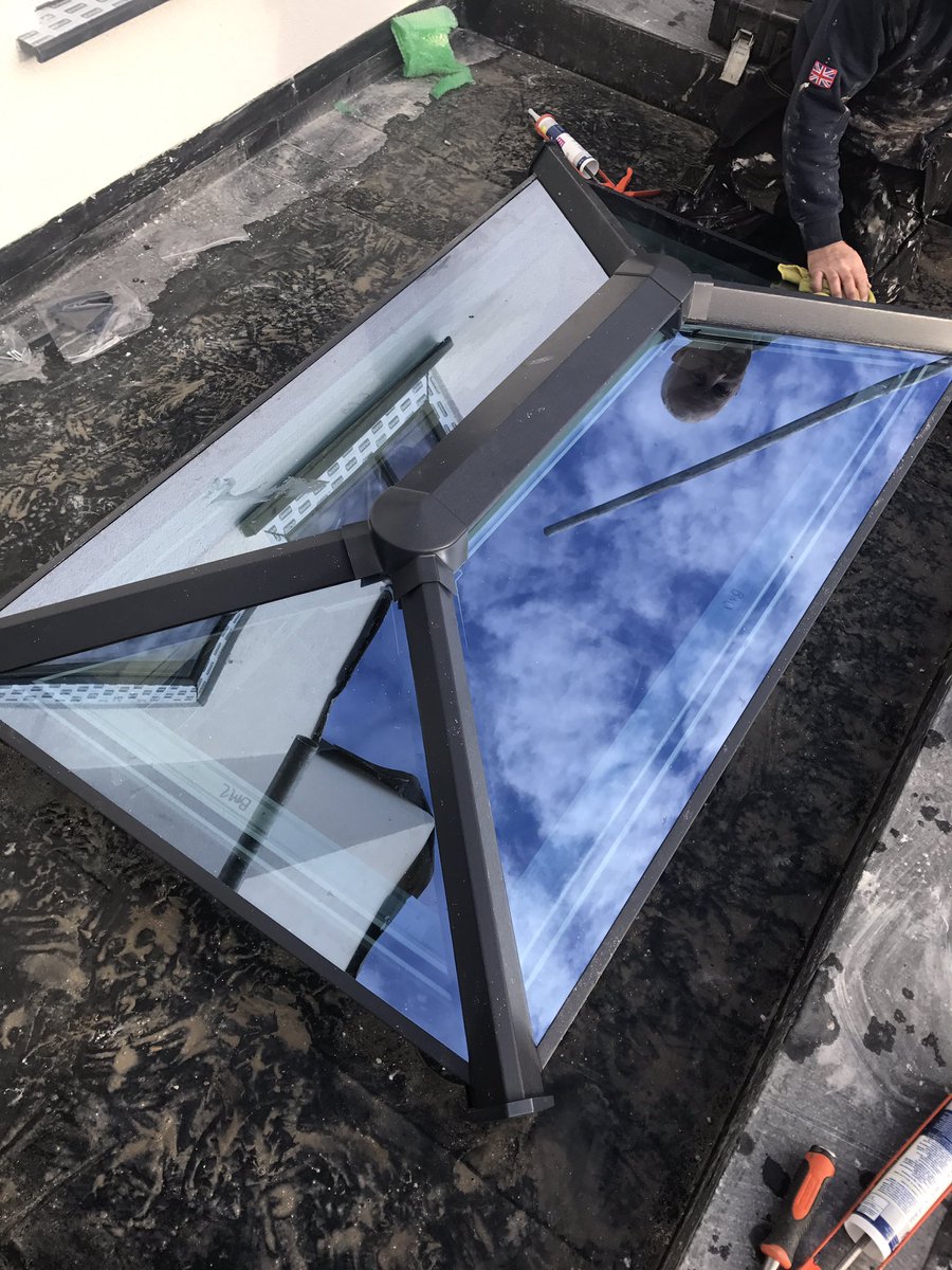 Premier Windows (@premier_windows) on Twitter photo 