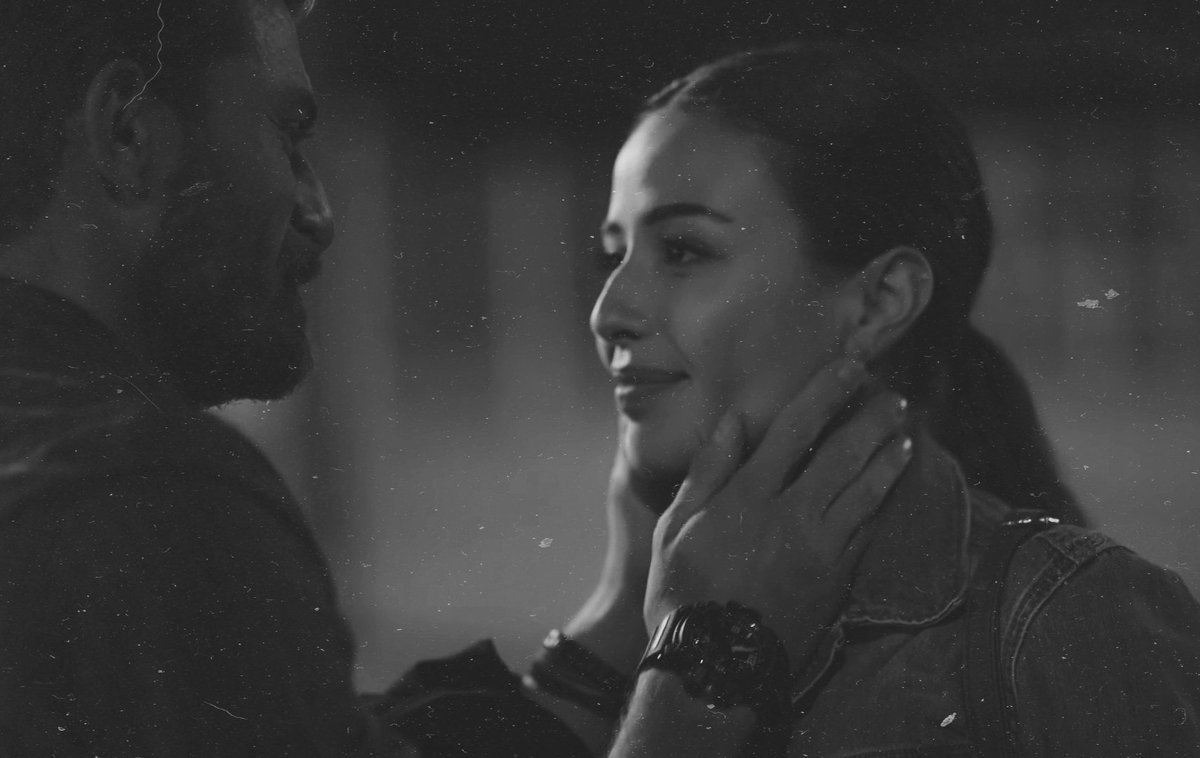 jadeliciousss's tweet photo. It's obvious you're meant for me
Every piece of you, it just fits perfectly 🍂

#Söz #NazAt | #ErenVurdem #İlaydaIldır 💫 https://t.co/Xu3ZM1ubXa
