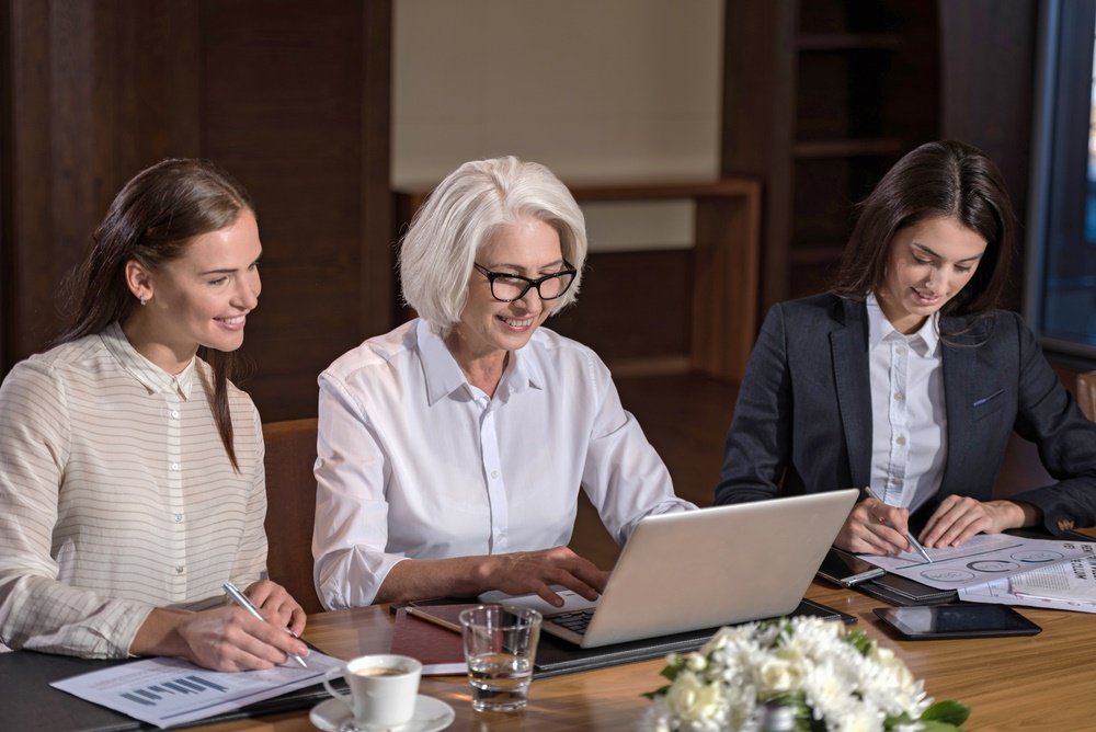 bkleb's tweet photo. 4 HR Strategies for Optimizing a Multi-generational Workforce in the Hospitality Industry: https://t.co/5eUd5omRF2 #TriNetMainStreet https://t.co/G3MFIiebf7