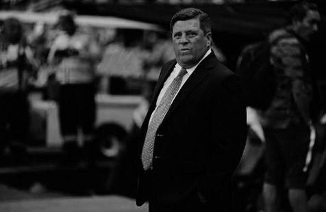 TVCDeportes's tweet photo. Tras la eliminación por 4-0 y no anotar gol en toda la liguilla.

¿Crees que Miguel Herrera se debería ir del #América 🦅?

🔄 SI
♥️ NO https://t.co/vkJF0WXIJl