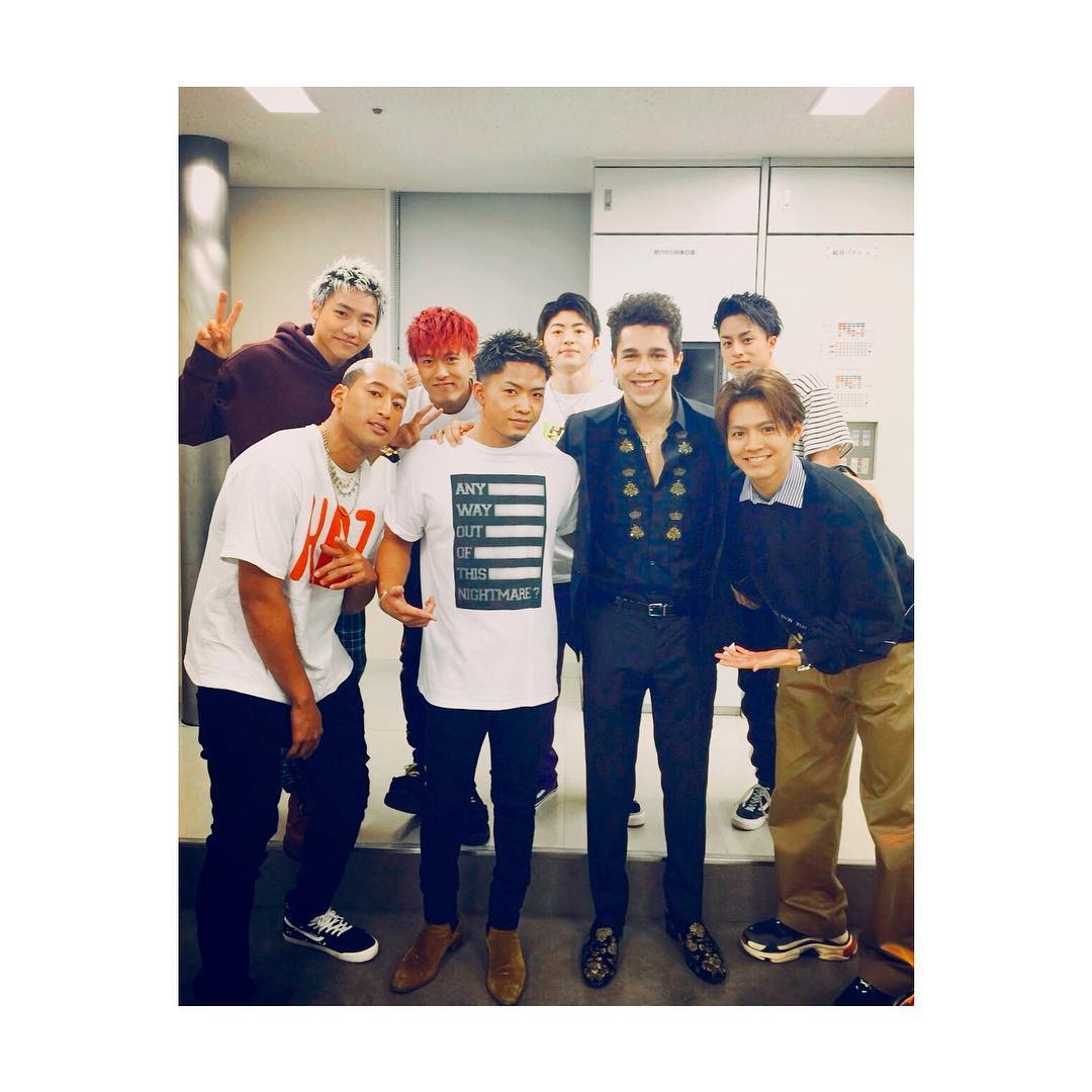 AusMahoneNews's tweet photo. ryota_katayose__official via IG: Last night, at the Japanese TV show "Best Artist 2017"
It's been so long! Great to see you again😆🔥 @austinmahone #BestArtist2017 #Tokyo #Japan #austinmahone #オースティンマホーン https://t.co/pnclJCVlJS