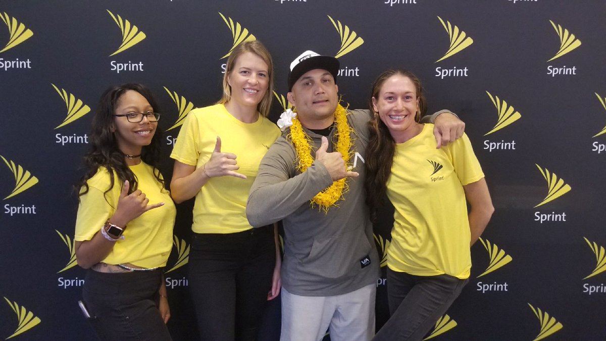 We got <a href="/bjpenndotcom/">bjpenndotcom</a> in the building at @Sprint Pearl Kai location. 1-3p today Sat 12/2 #SprintHawaii #BJPenn