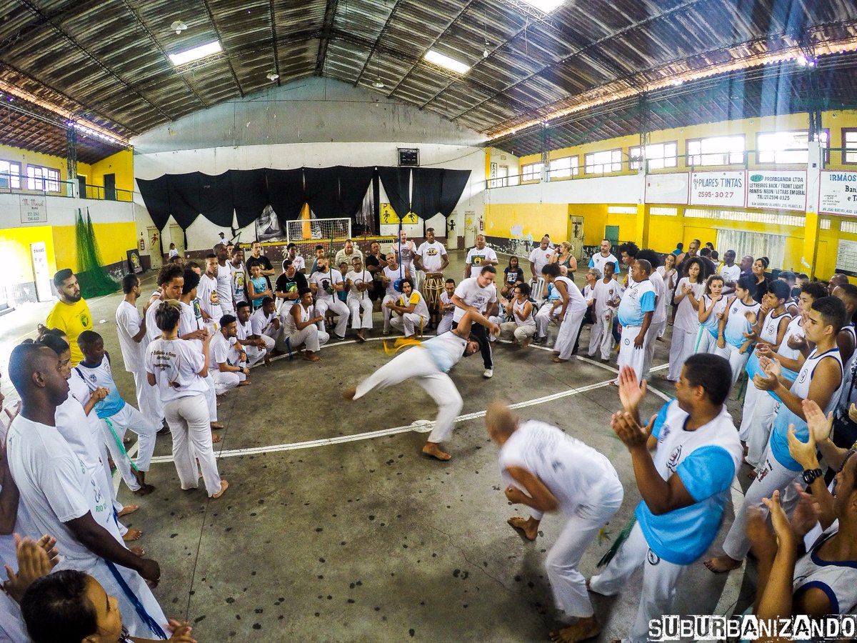 suburbanizando's tweet photo. |Capoeira Sinhá| 2017 |Pilares - RJ|

(Parte 3/6)

#FocoNoSubúrbio https://t.co/z6zWfvx0Fn