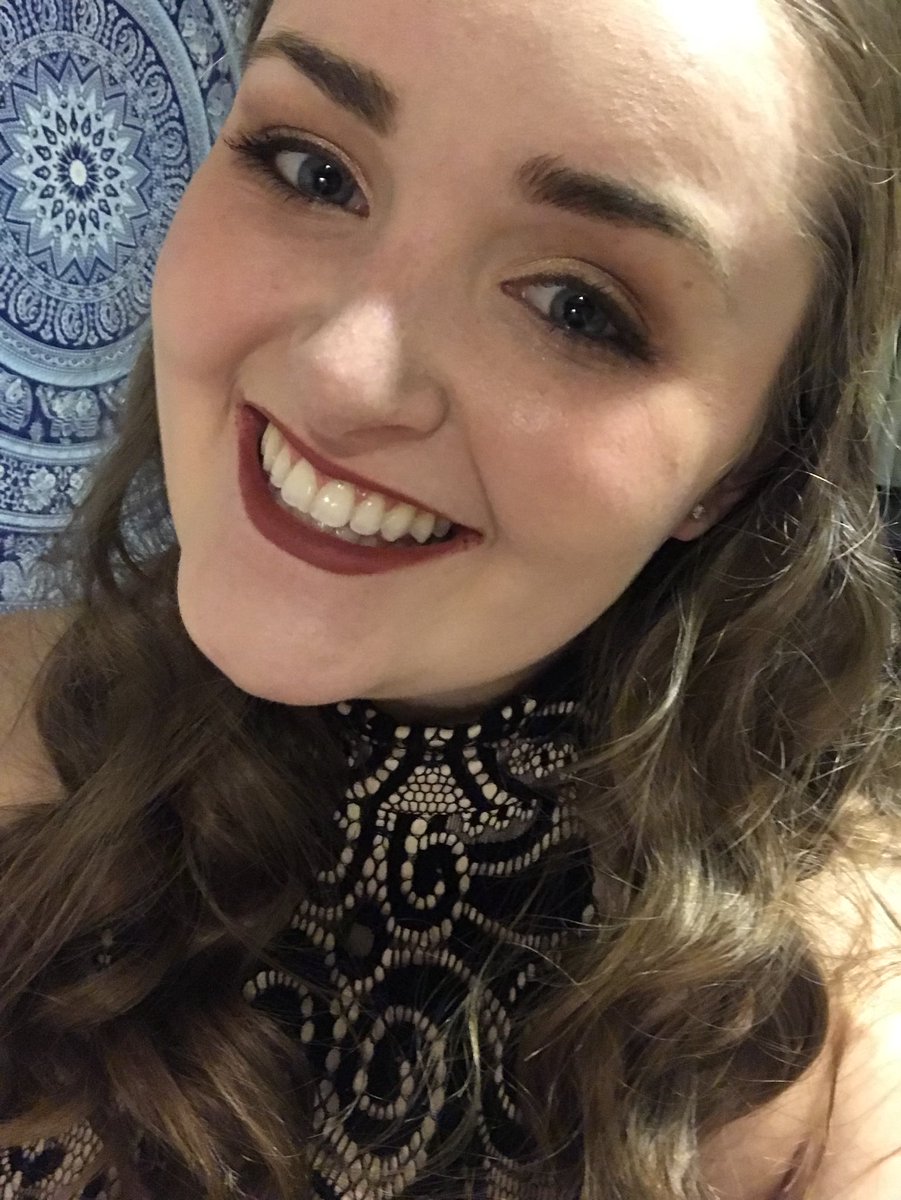 fiiimurr's tweet photo. No offense but I’m FEELING myself tonight !!!! https://t.co/Vjs18EMFb3