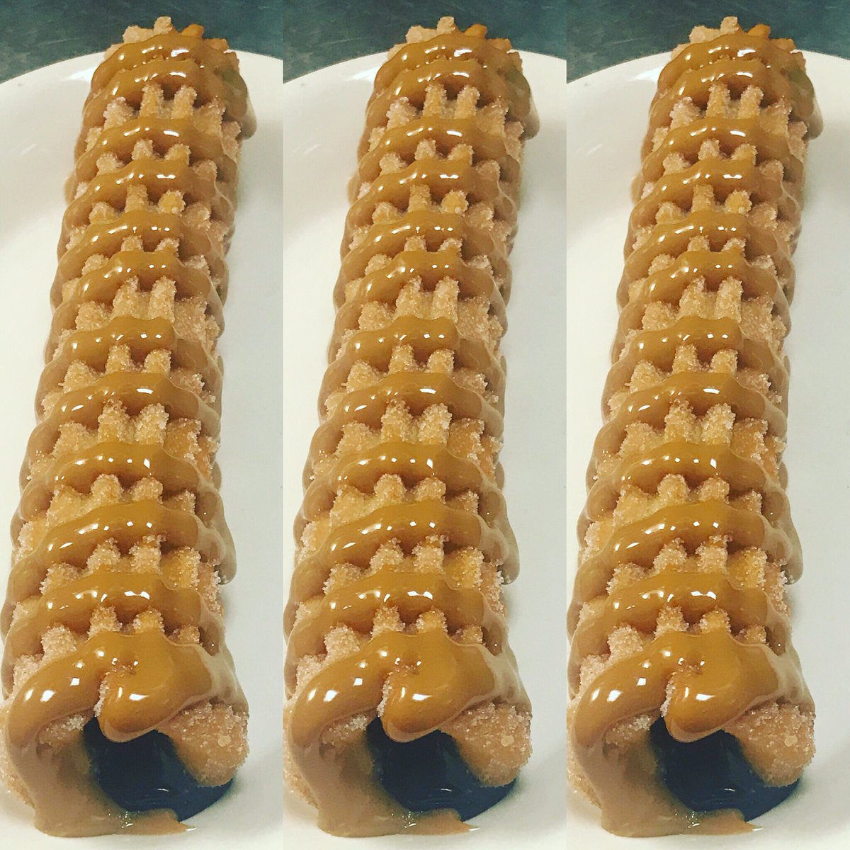 Churros Calientes tweet media