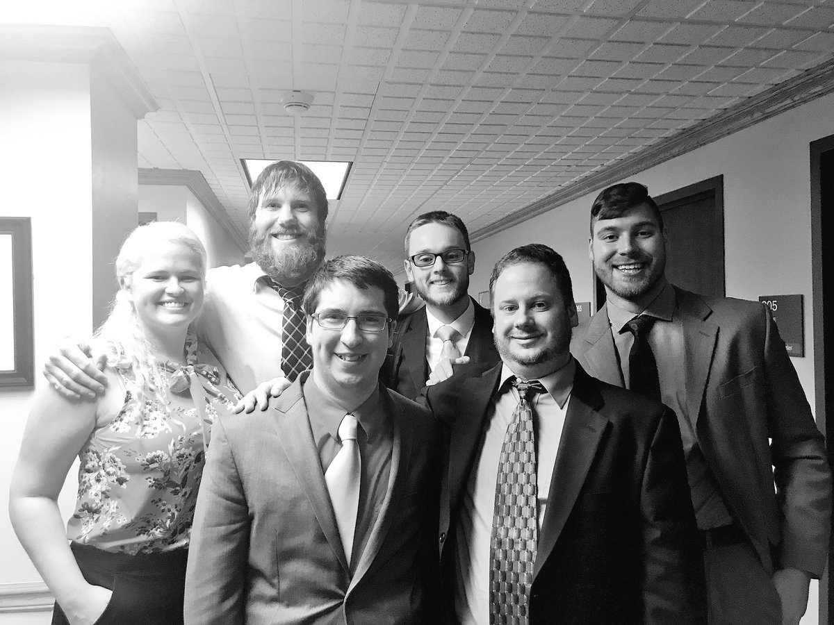 isuathltraining's tweet image. Dr. Eberman’s crew of Saturday’s reset h presentations! Great work today! #DATWeekend #FunWithResearch @heididegs_ATC @lddargo @DillonHyland @BrettBoddicker @SeanDegerstrom &amp;amp; #TwitterlessDanny Special Thanks to @sewalkerAT @BostonUAT1st @BethNeil13 for your insights!