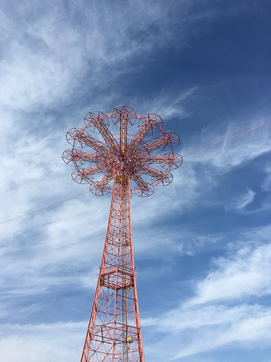 dapper_bird's tweet photo. Coney Island, NY #dapperbird, #SaturdayMorning #beautifulday https://t.co/twewoUDp7Q