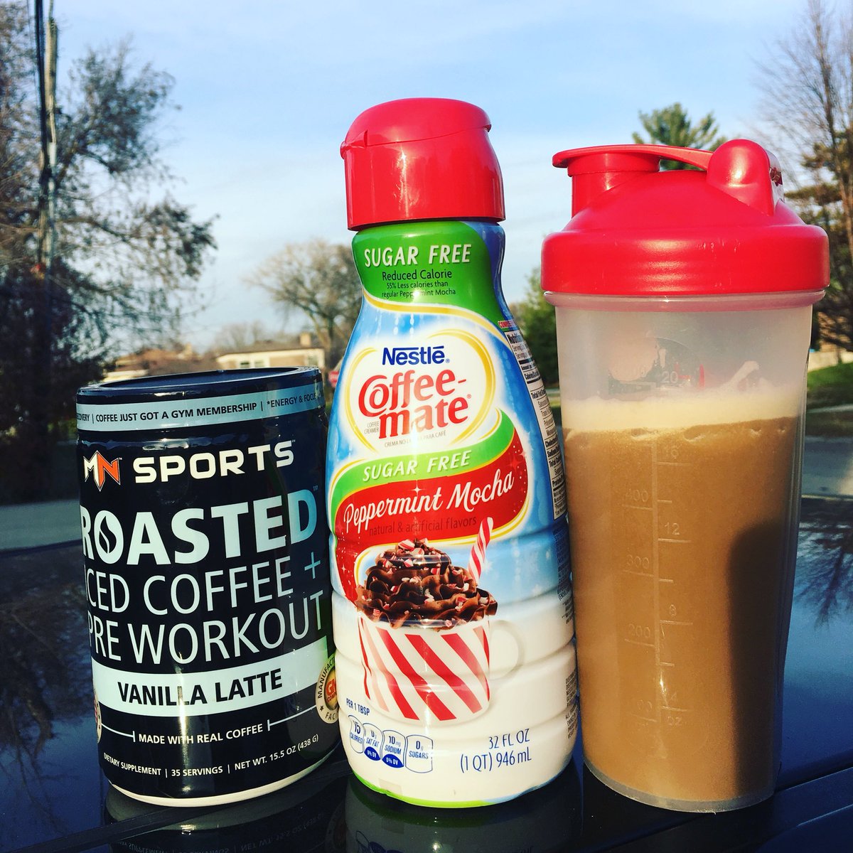 #coffee + #preworkout 
▪️2 scoops Roasted Pre Workout 
▪️14 ounces cold water
▪️1 ounce sugar free Peppermint Mocha creamer 
▪️Handfull of ice cubes 
▪️Kill it 
                mnsportsusa.com 💪💪
