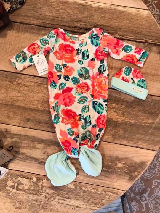 royalcouturems's tweet photo. When it's all about your baby👶🏻🍼#babiesofinstagram #newmom #babypix #babygifts #babygirl #SleepingBeauty #daddyslittlegirl #babyshower https://t.co/qVvCuslR2S
