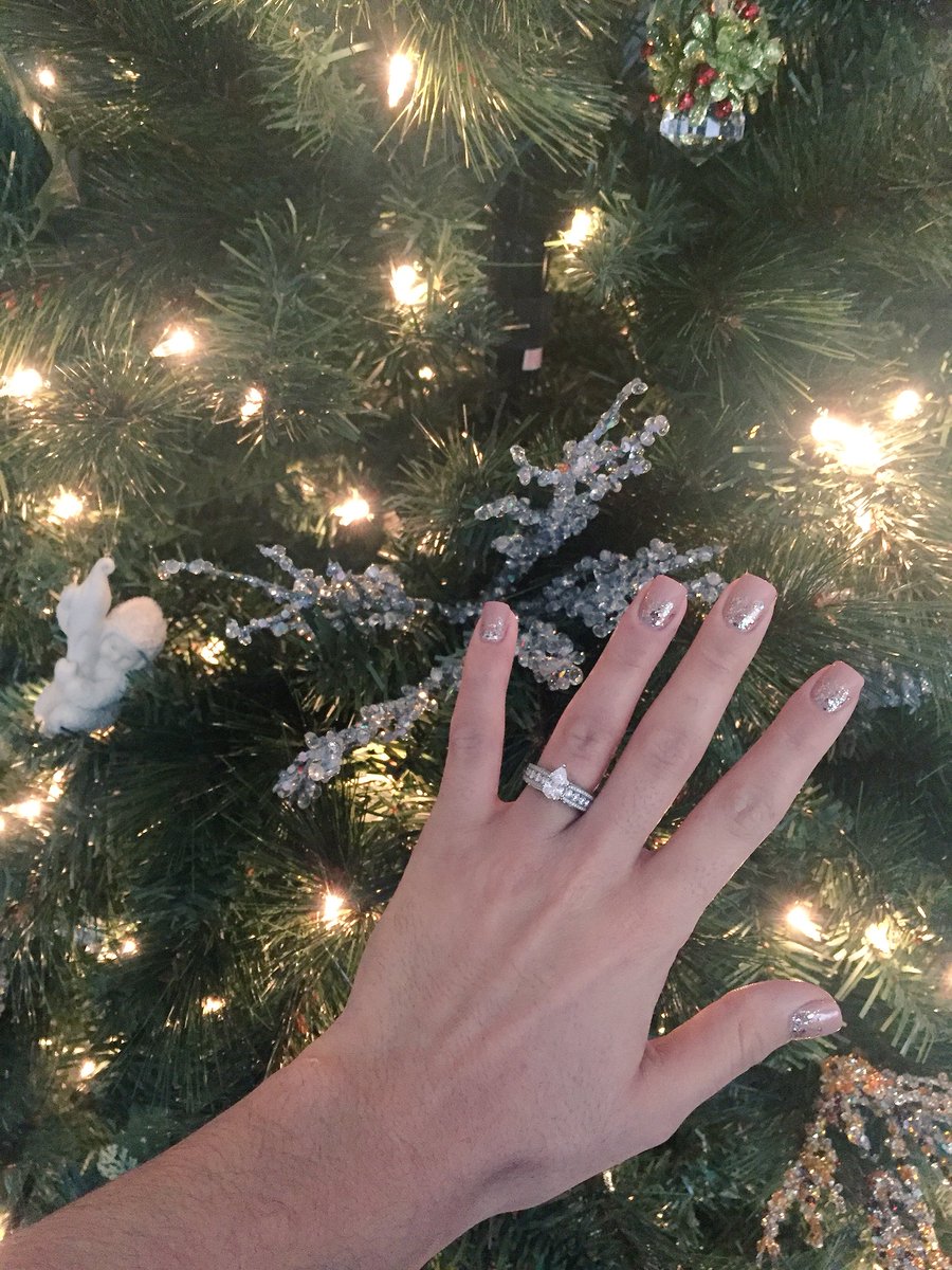 TheTakenLife_'s tweet photo. Last night my boyfriend of 7+ years made my dreams a reality when he asked me to marry him. I cannot wait for the next chapter 💍💎💙 https://t.co/hNQdYEsH8M