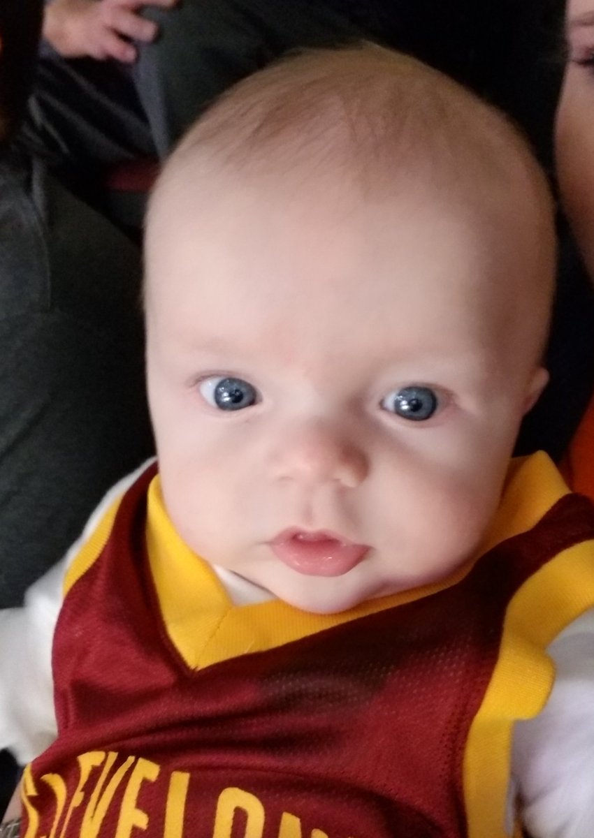 job_lizards's tweet photo. My 1st Cavs game @TweetQTV  #cavs #startthemearly https://t.co/FBBuqgTXn0