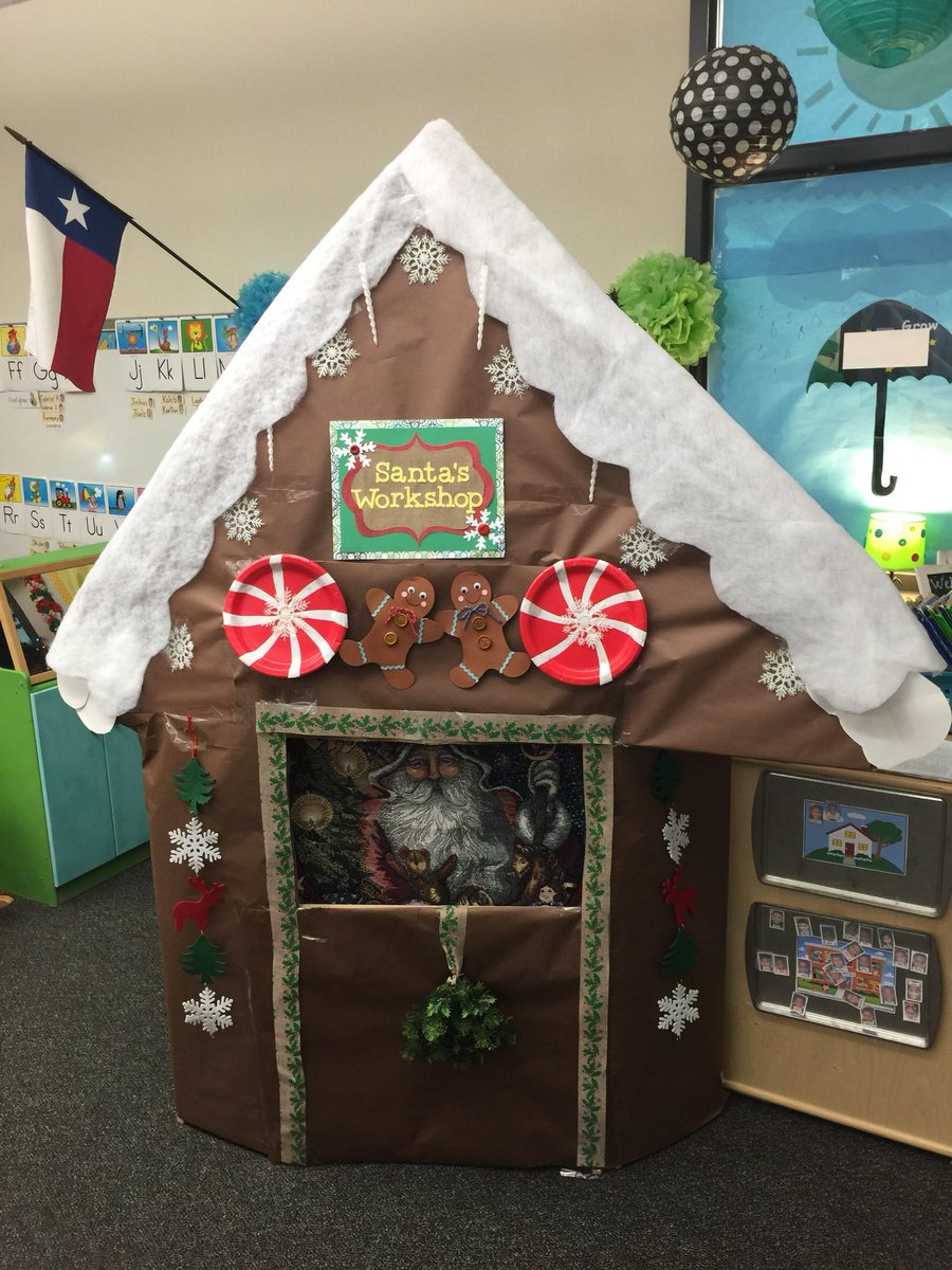 MrsMoffett3's tweet photo. Pre-K getting in the Holiday spirit while working on fine motor & literacy skills. #CubCummUNITY @HumbleISD_RCE https://t.co/29T7n4TDgQ