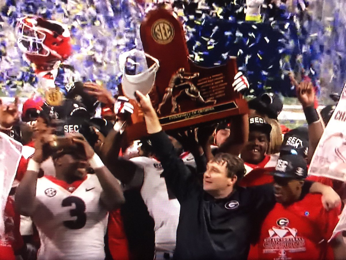 PCECamera's tweet image. All of Georgia is proud of these guys tonight. #GoDawgs #secchampionship2017