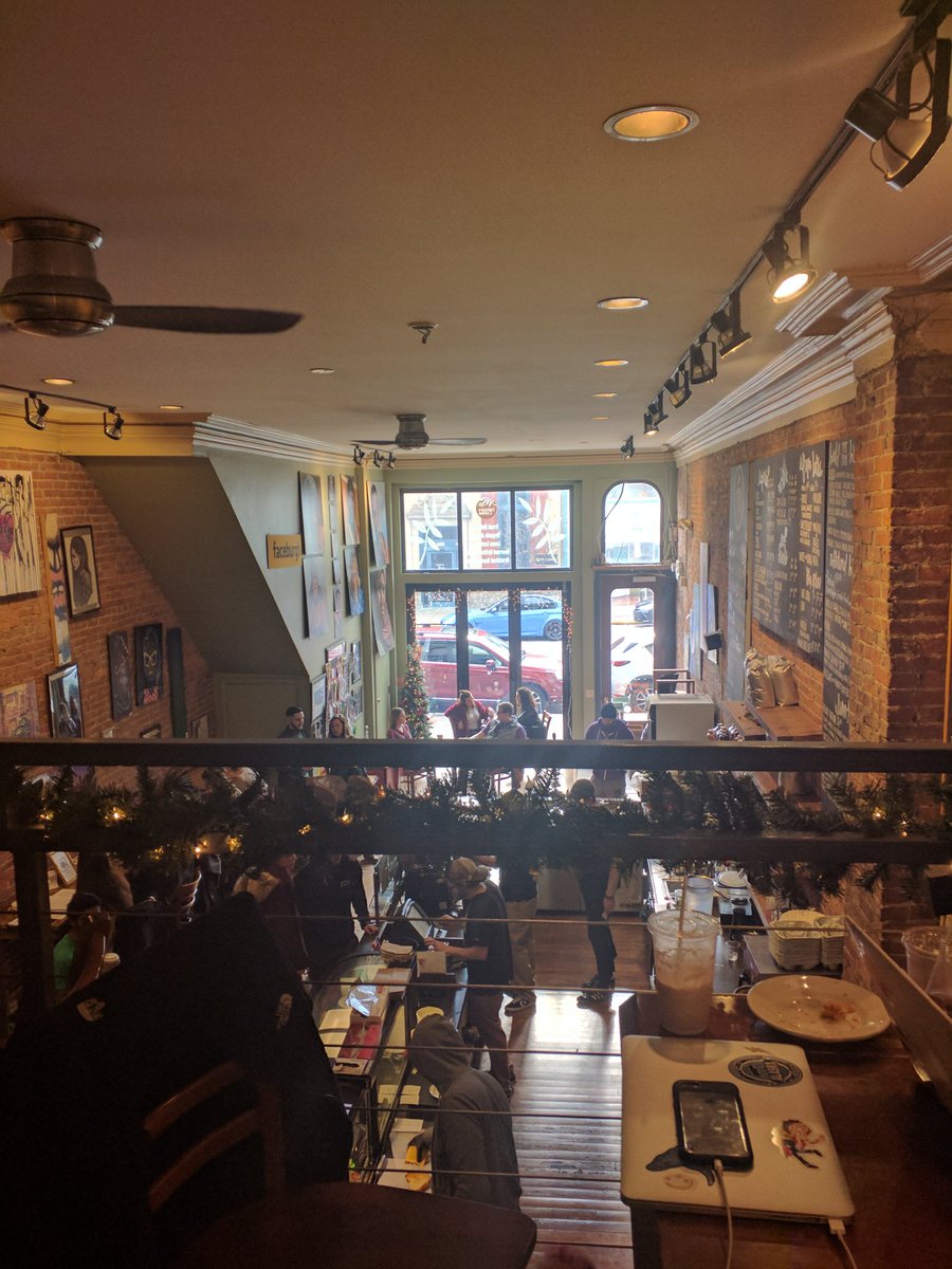 redmoon_foto's tweet photo. @DelaniesCoffee  #Pittsburgh 
#streetphotography  #coffee https://t.co/H0k19Kbllx
