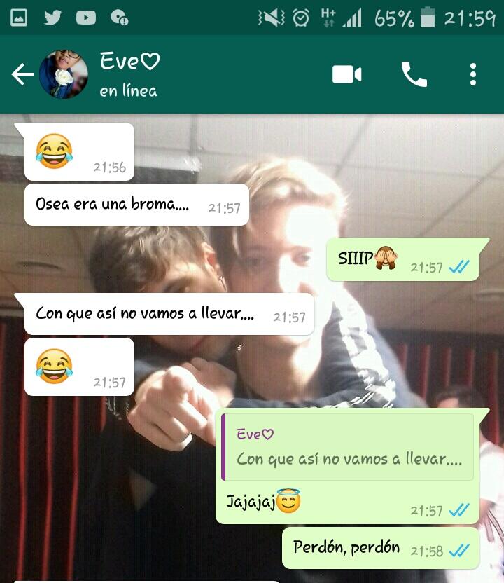 BaeMusicArg_'s tweet photo. Jajajjaja perdón @evelinaguilera_ 💕💕💕💕 te quieroooo mexicana fav♥♥♥ 
@EsOmarCruz te amoo boludo🙈😍❤❤❤ lo tenia que hacer!! https://t.co/s6z0wwF27h