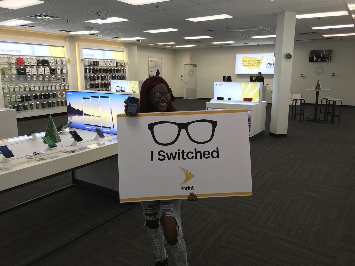 sprintoneuclid's tweet photo. Happy day going back to iPhone and switching to the best value in wireless @TheyLoveKennzz_ https://t.co/6d8JErmPLS