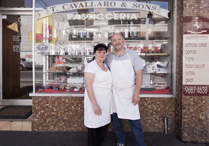 Our guide to Melbourne's favourite institutions broadsheet.com.au/melbourne/guid…