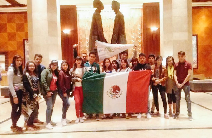 CECYTEG_Oficial's tweet photo. Delegación #CECyTEGuanajuato presente en el Foro Internacional de Emprendedores  #FIE2017 #Guatemala #OrgulloCECyTE https://t.co/tKmfJxcI7h