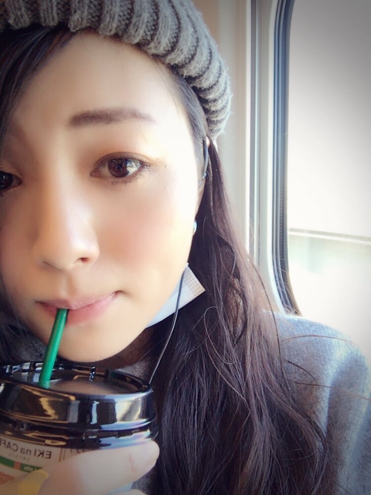 ボス@nightmeal🎸2/11誕生日イベ on Twitter: "新幹線人少なくて快適。 万世の万かつサンド好きなんだよねぇ。 末吉です