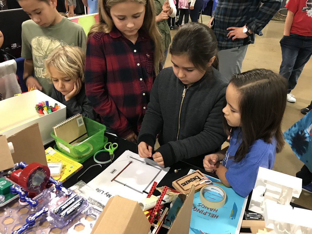 CreativePBL's tweet photo. Love seeing my students as teachers, sharing their learning with the community! #2017steammakerfestival #shareyourlearning #deeperlearning #hightechhigh #k5engineering #steam #makered https://t.co/iF2I0uhDhH