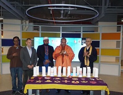 bhushanlaw's tweet photo. #BrotherOneness #Blessed to attend The 9/11 Tribute Museum #Peace Lantern, a holiday program for families, on Saturday, December 2 at 1:00pm. ๐๐#LoveAll๐๐๐โช๏ธ๐โธ๏ธ๐โฎ๏ธ๐๐๐#smile #AllR1 #SSSBABA #hatenone โฎ๏ธ #unity#Oneness #harmony #forgive ๐น#onenessmessagepromoter https://t.co/ybXSUl6Ps3
