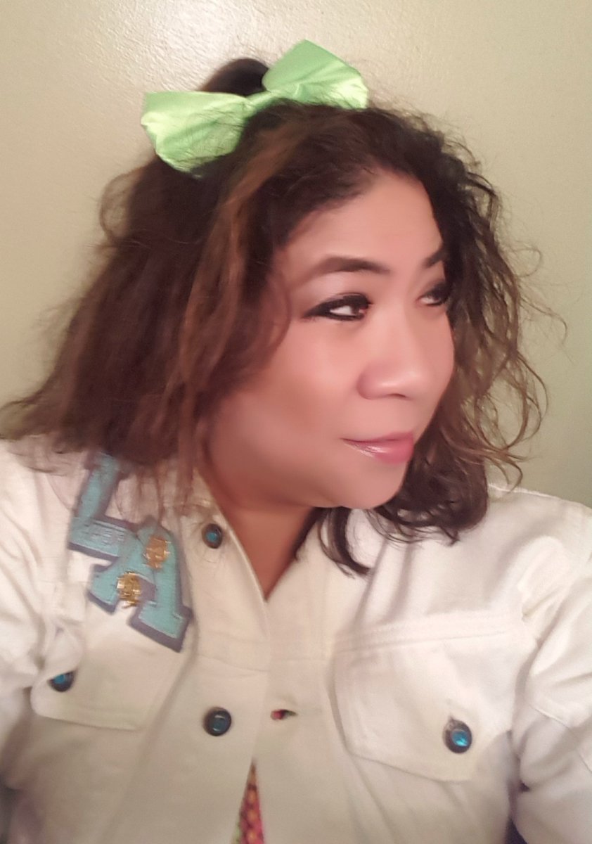 Melicam143's tweet photo. Gettin' our 80s on! #FACESMW @FACES_ERG Totally Awesome 80s fundraiser. https://t.co/jIel9Ly2En